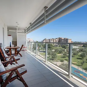 Appartamento Kind Park - Sleek With Terrace & Parking, Bari