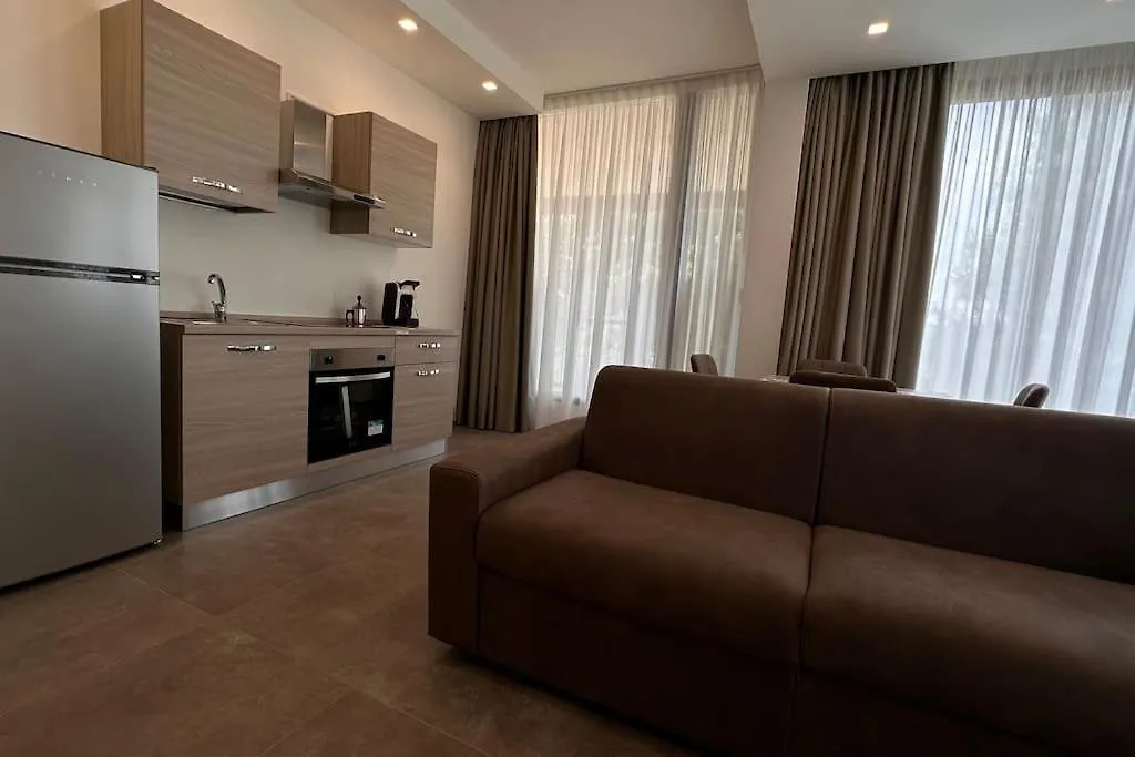 Cconforthotels Puglia Promenade Apartment 1 Bari 0*,